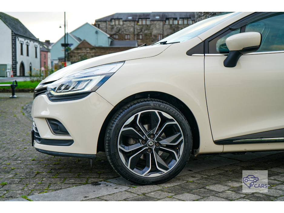 2017 Renault Clio 1.2 16V 75 EXPRESSION €11,500