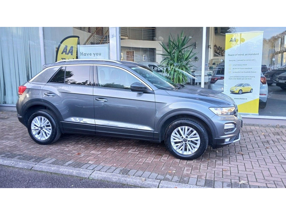 2021 Volkswagen T-Roc 1.0 TSI 110bhp Design, Rear Camera, 1 Owner. €22,750