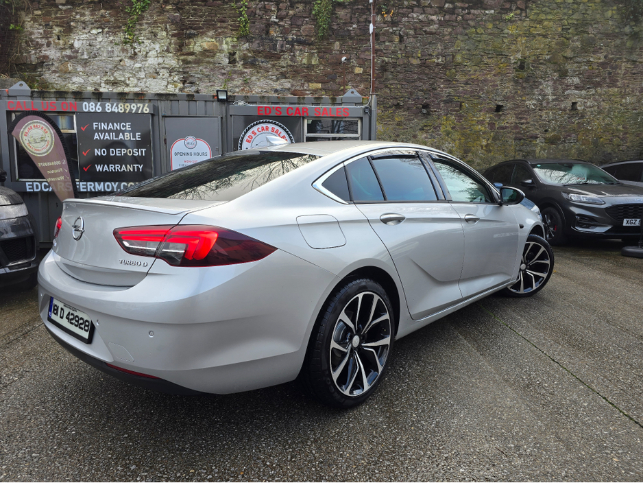 2018 Opel Insignia GRAND SPORT SRI 1.6 1 136PS 5DR €12,950