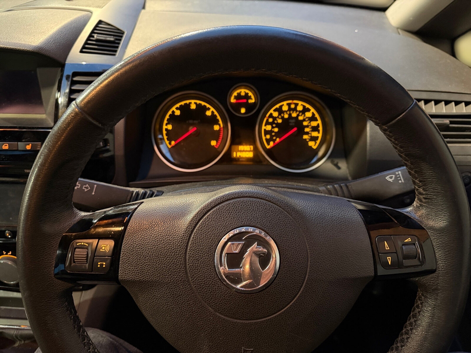 2013 Vauxhall Zafira  €4,450