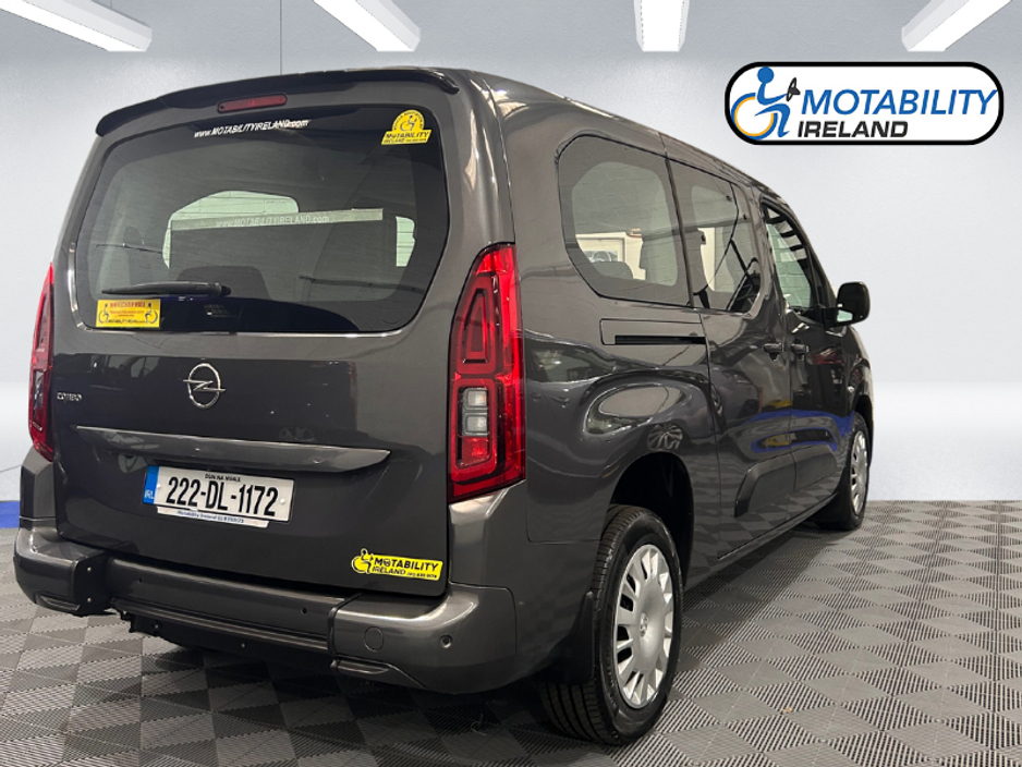 2022 Opel Combo Wheelchair Accessible €37,995