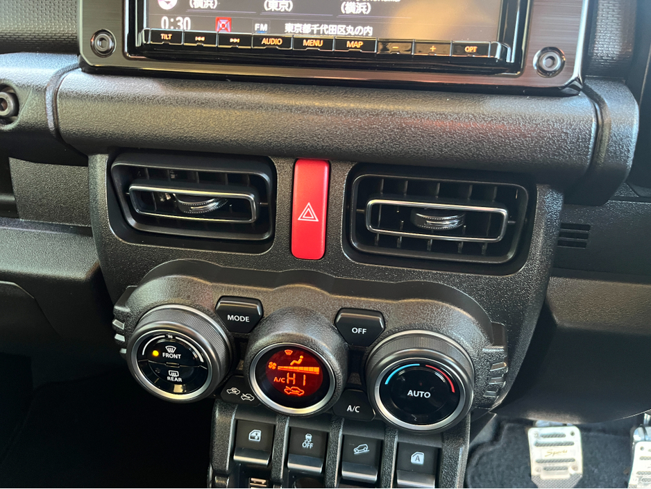 2020 Suzuki Jimny LITTLE G SIERRA 4 SEAT MANUAL 1.5 PETROL //LOW MILES//HIGH SPEC//KEYLESS ENTRY//HEATED SEATS//REVERSE CAMERA// €28,950