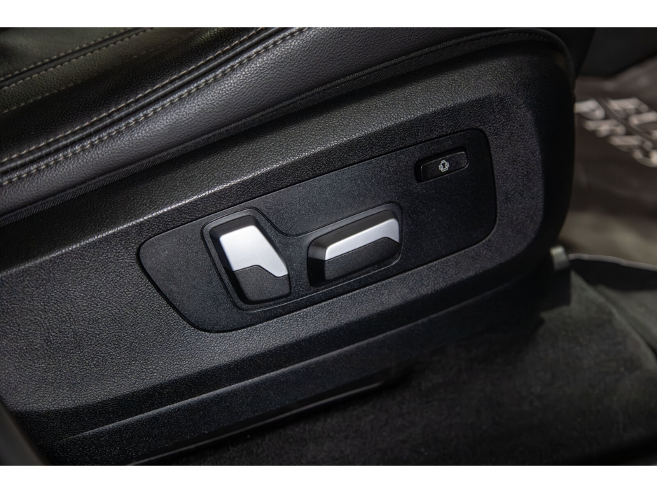 2022 BMW X5 xDrive45e M Sport €62,950