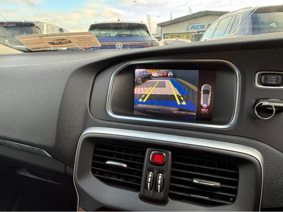 2018 Volvo V40 D4 INSCRIPTION - 2.0L DIESEL - AUTO - 12M WARRANTY - CAR: 1615 €14,950