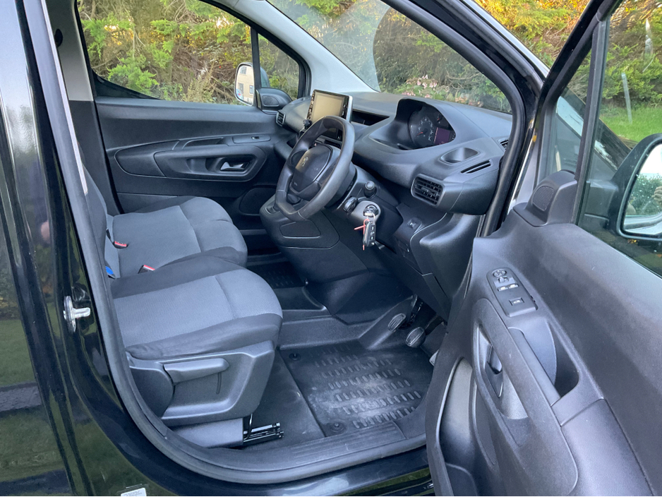 2019 Peugeot Partner PROFESSIONAL L1 BHDI €13,950