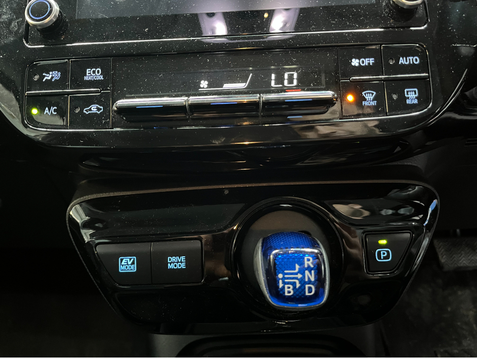 2022 Toyota Prius €21950! 2022 TOYOTA PRIUS S 4WD 1.8 AUTOMATIC / REVERSE CAMERA / CRUISE CONTROL €21,950