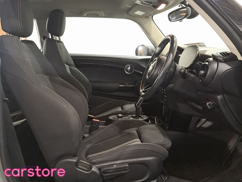 2020 MINI Hatch Cooper Classic Auto €15,880