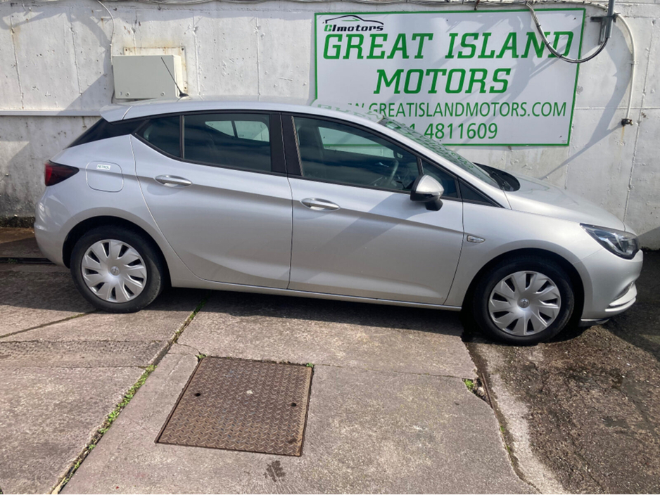 2019 Opel Astra 1.0 petrol 5 door hatchback €12,750
