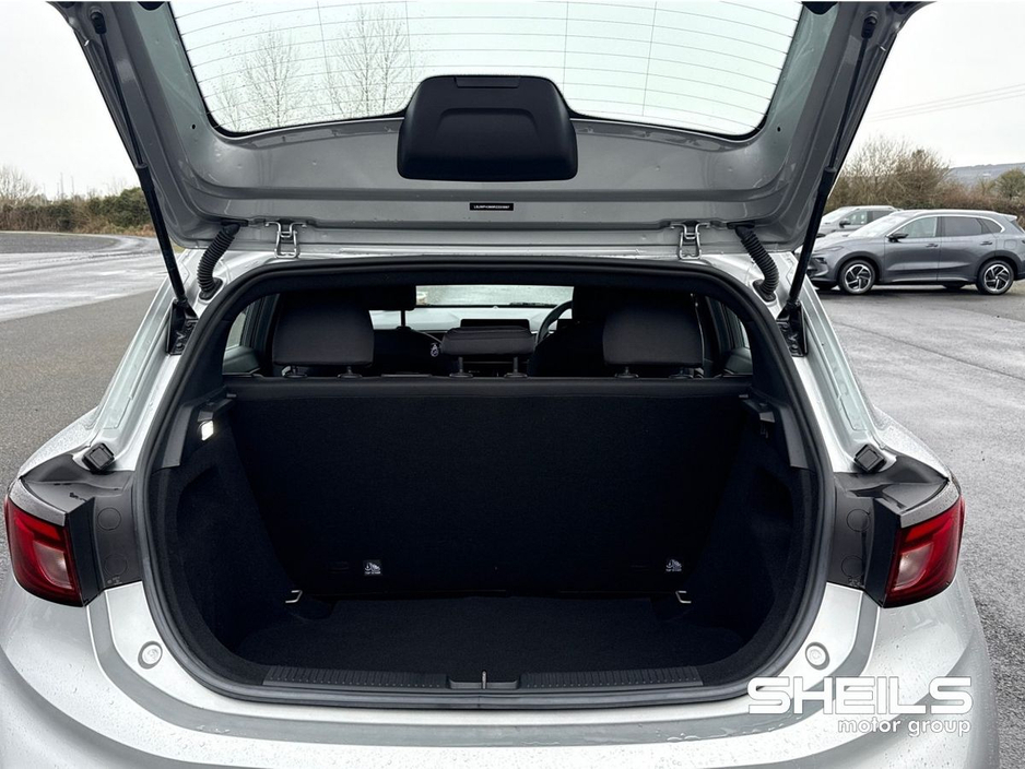 2025 MG MG3 ESSENCE HYBRID+ 5DR AUTO €22,350