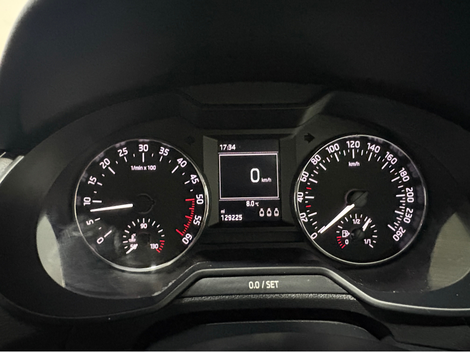 2016 Skoda Octavia 1.6 TDI 11 110HP 4DR COMBI AMBITION €9,950