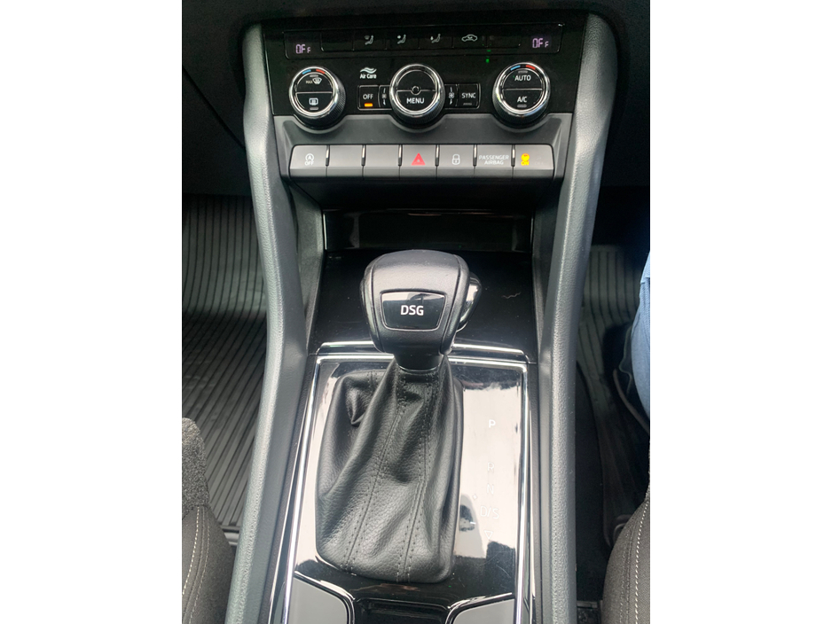 2018 Skoda Karoq STYLE 1.6 TDI 116HP DSG 4DR AUTO €20,995