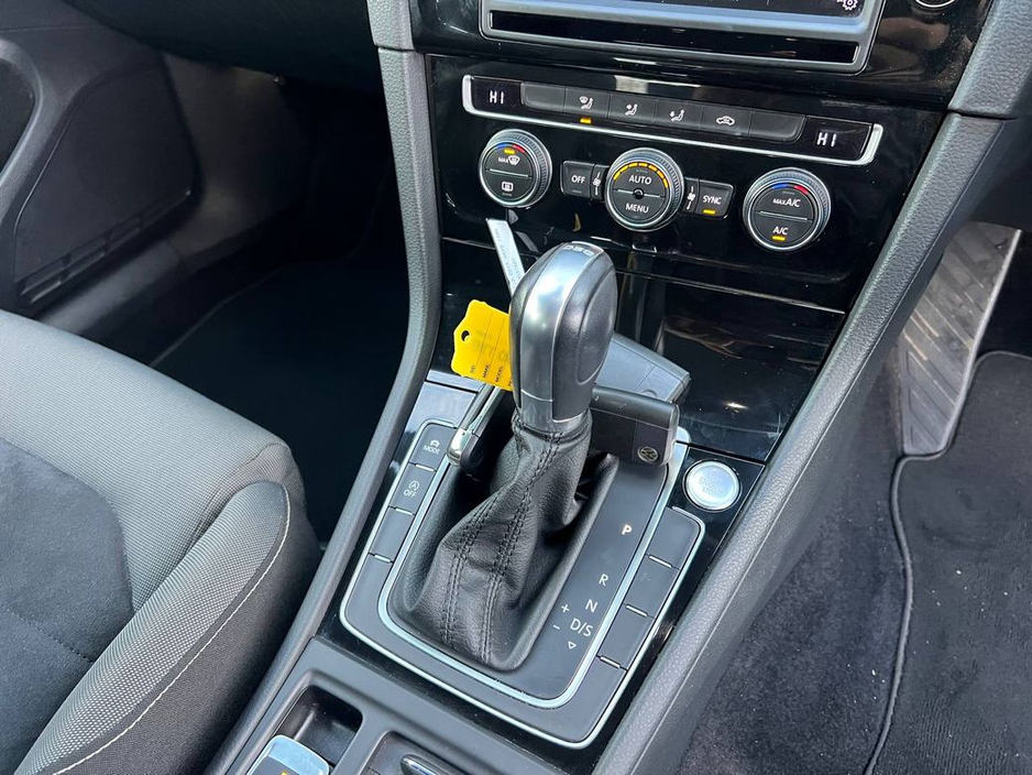 2015 Volkswagen Golf HIGHLINE 1.4 TSI AUTO // NEW NCT // REVERSE CAMERA // DUAL ZONE CLIMATE CONTROL €14,750