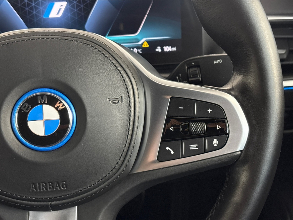 2022 BMW i4 EDRIVE40 M SPORT **LEATHER HEATED SEATS**MULTIFUNCTIONAL STEERING WHEEL**FULL DIGITAL DASH**CRUISE CONTROL**APPLE CAR PLAY**DRIVE MODES**AUTO LIGHTS**AUTO HOLD**ELECTRIC TAILGATE**ISOFIX** €35,795