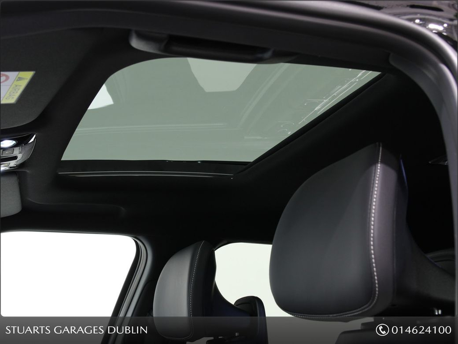 2022 Kia EV6 EV6 GT LINE: YACHT BLUE METALLIC, BLACK AND IVORY ALCANTARA INTERIOR, SUNROOF, 360 CAMERAS, WIRELESS CHARGING, HEADS UP DISPLAY €31,945