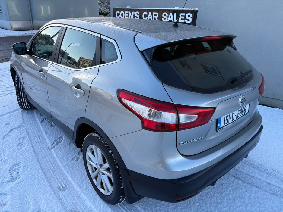2015 Nissan Qashqai 1.2T 115 Petrol SV 92Km €10,990