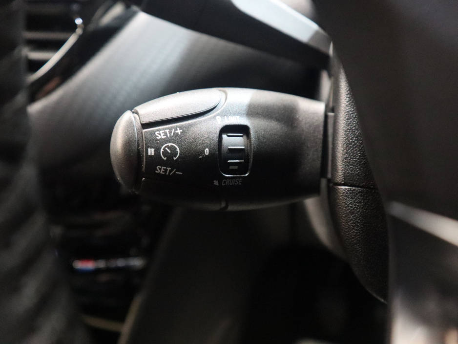 2016 Peugeot 2008 *33*  ACTIVE 1.6 BLUE HDI 100 4 4DR €11,900