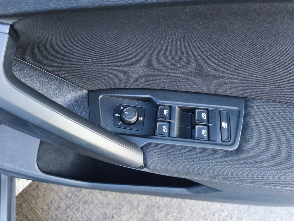 2017 Volkswagen Tiguan Trendline 2.0 TDI 115HP 1 Year warranty €16,750