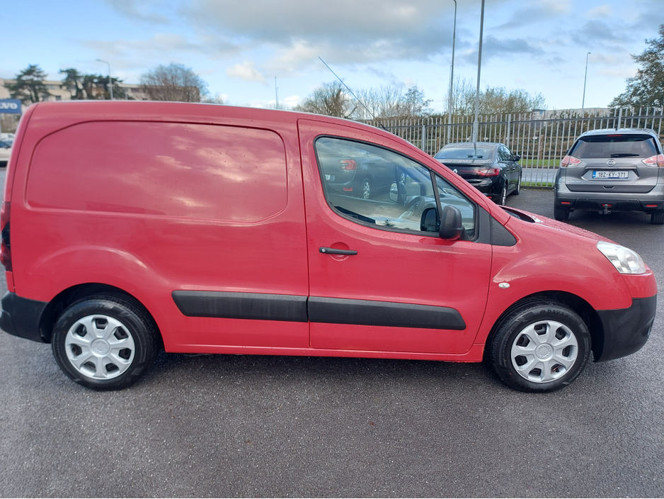 2013 Peugeot Partner ACCESS 1.6 HDI 75 PANE PANELED 4DR *TRADE ONLY* €2,500
