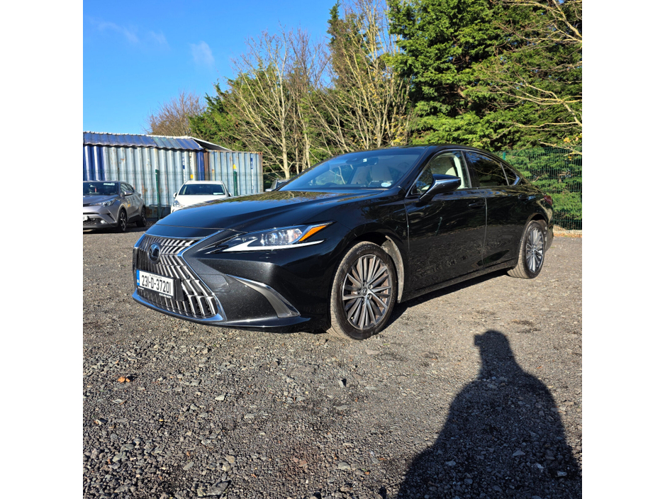 2023 Lexus ES 300 H ES300h Dynamic €43,950