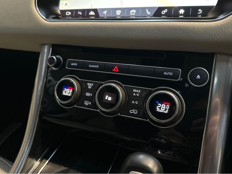 2017 Land Rover Range Rover Sport 3.0 MY17 SDV6 DYNAMICS HSE €29,950