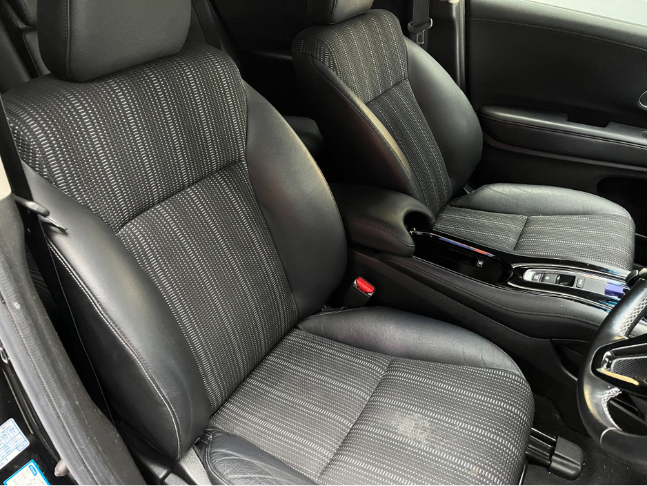 2017 Honda Vezel €17950! 2017 HONDA VEZEL HYBRID Z SENSING 1.5 AUTOMATIC / CRUISE CONTROL / REVERSE CAMERA / HEATED SEATS / PADDLE SHIFTERS €17,950