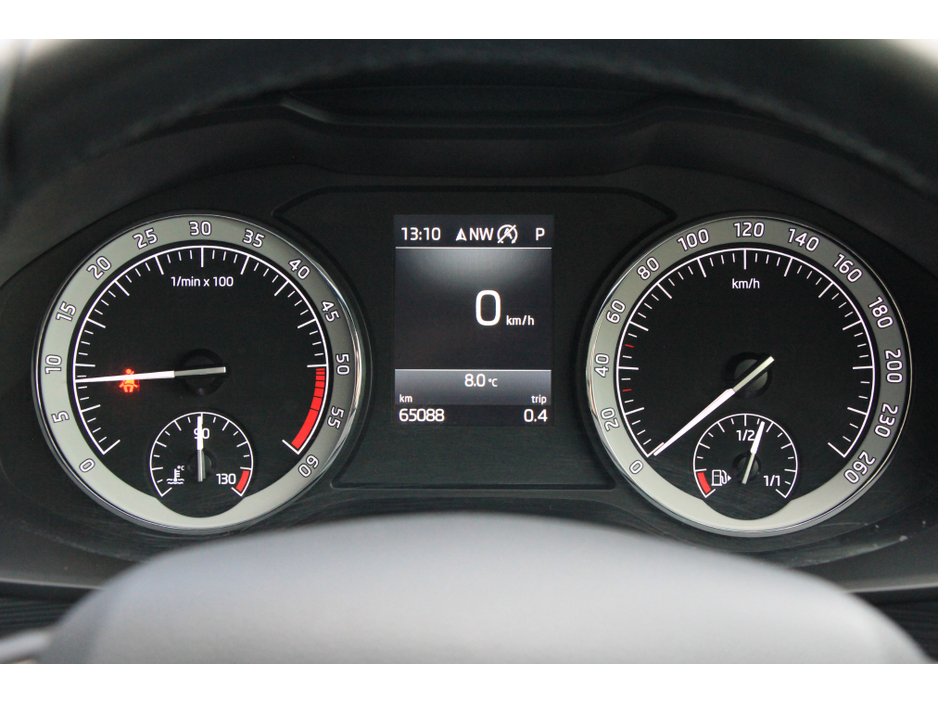 2018 Skoda Kodiaq DSG * Low KMs *Sunroof * 7 seats Huge spec €28,950