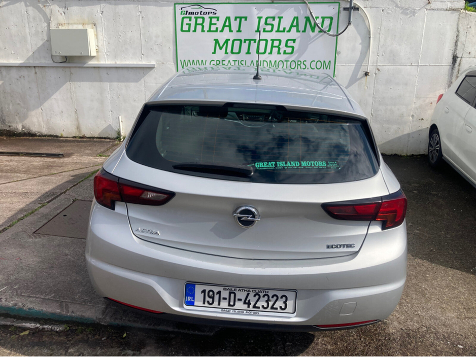 2019 Opel Astra 1.0 petrol 5 door hatchback €12,750