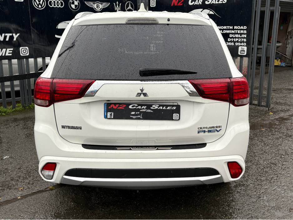 2017 Mitsubishi Outlander 2.0 4H PHEV 200BHP 5 5DR AUTO €17,950