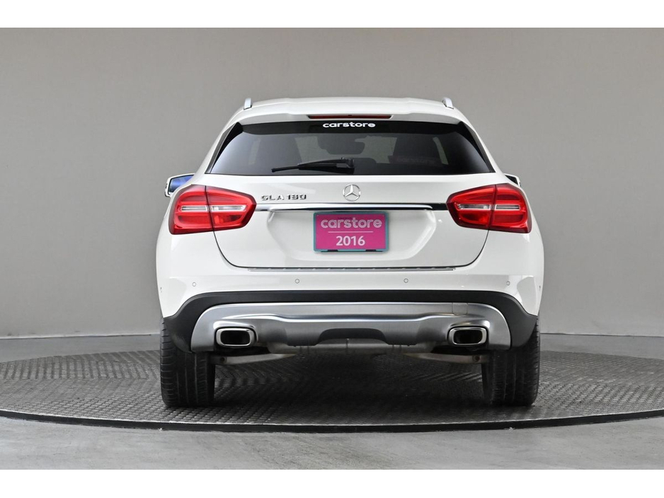 2016 Mercedes-Benz GLA Class GLA 180 *HALF LEATHER*REVERSE CAM*PARK SENSORS* €18,890