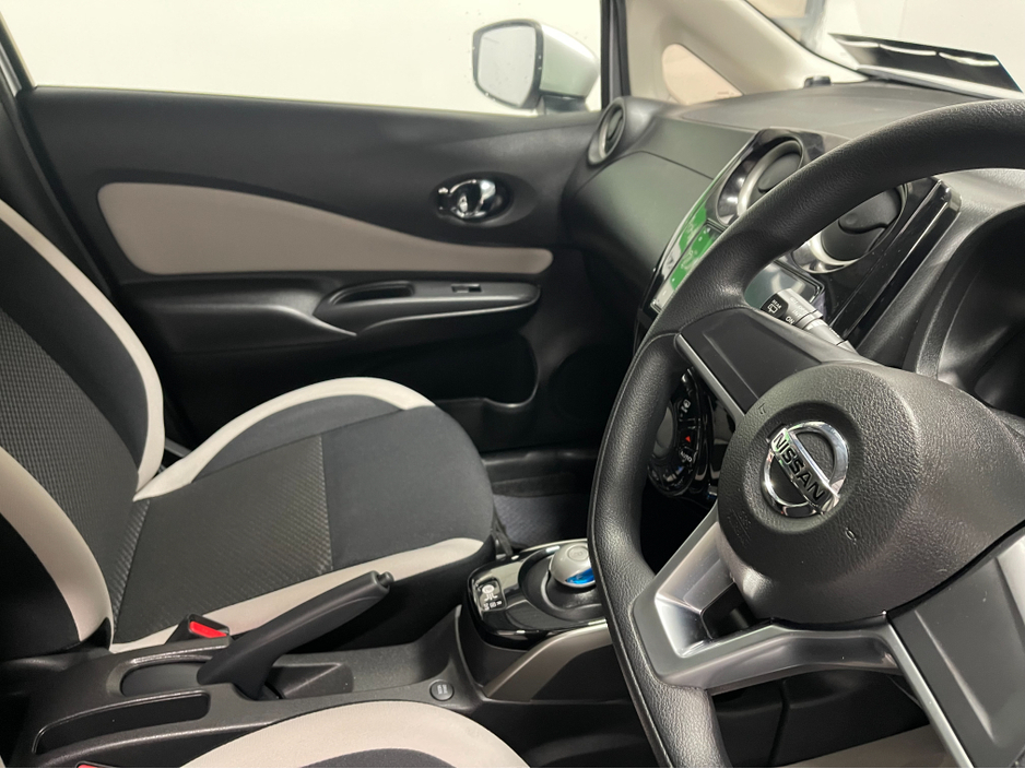 2020 Nissan Note (Low Kms) HYBRID 1.2 AUTOMATIC 5DR MODEL  www.bolandscarcentre.ie €12,900
