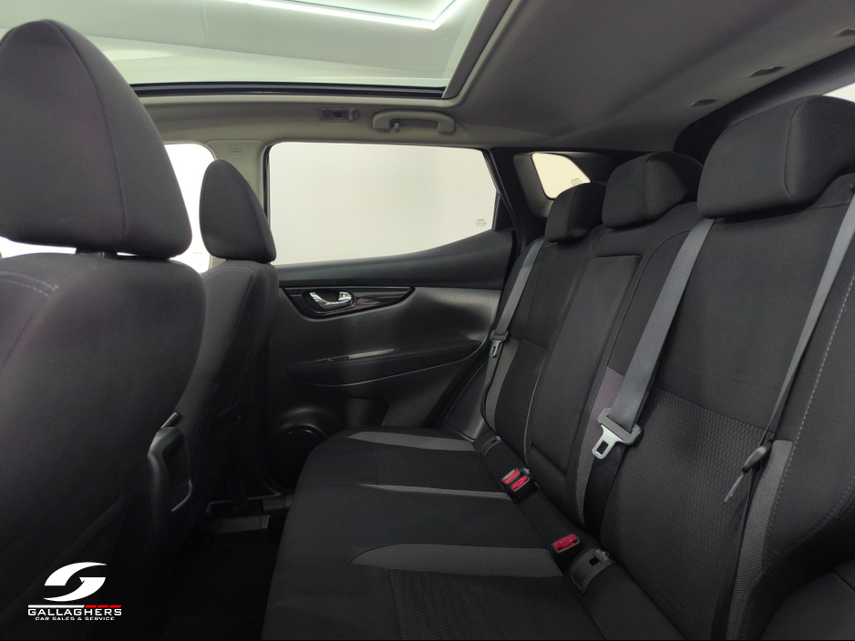 2021 Nissan Qashqai (211) SE 1.5 DCI AUTOMATIC PAN ROOF €21,995