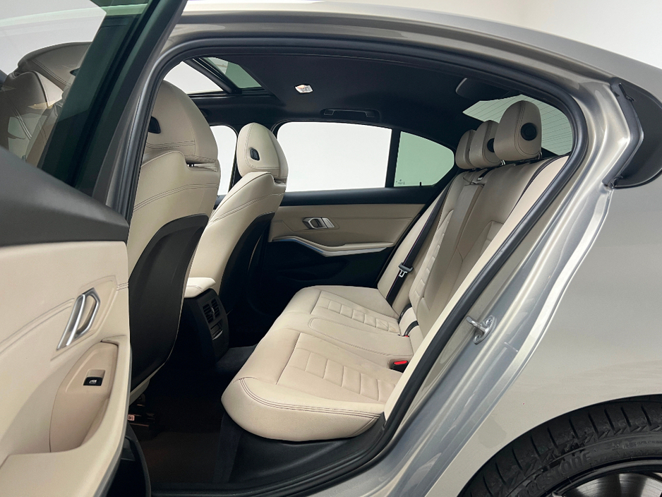 2021 BMW 3 Series 330E M SPORT PRO ED XDRIVE *SUNROOF* €29,990