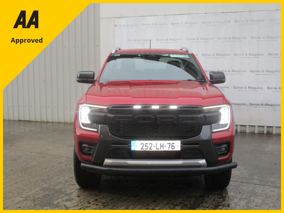 2025 Ford Ranger EX DEMO MODEL WITH ONLY 6000 KMS D/CAB WILDTRAK - 2.0TD AUTOMATIC !! PRICE PLUS VAT €52,000