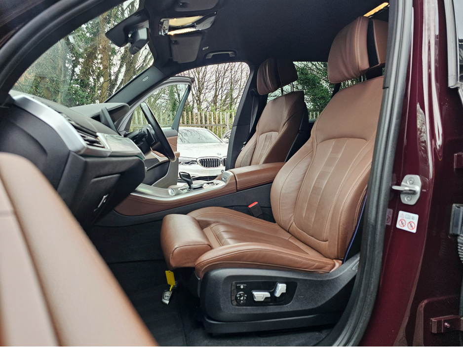 2022 BMW X5 X5 45E M-SPORT XDRIVE AUTO. AMETRIN METT. HUGE SPEC. FINANCE ARRANGED. SIMI. AA APPROVED. €58,950