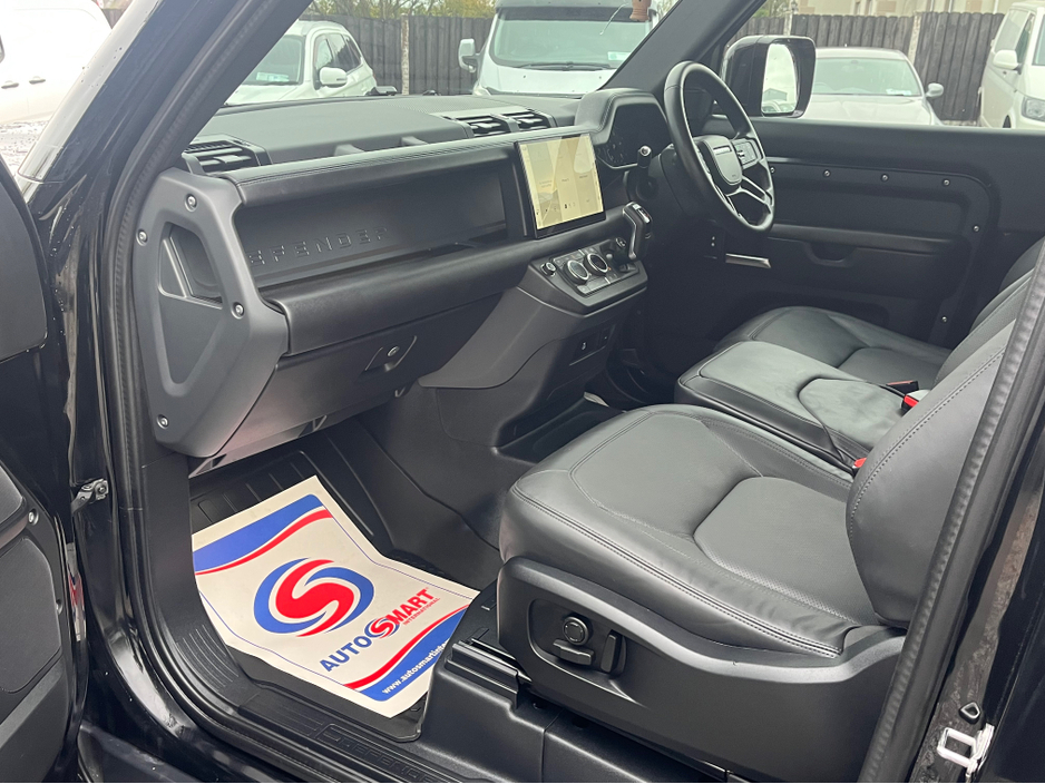 2025 Land Rover Defender HDTP XDYN HSE DM HARD TOP X-DYNAMIC €119,000