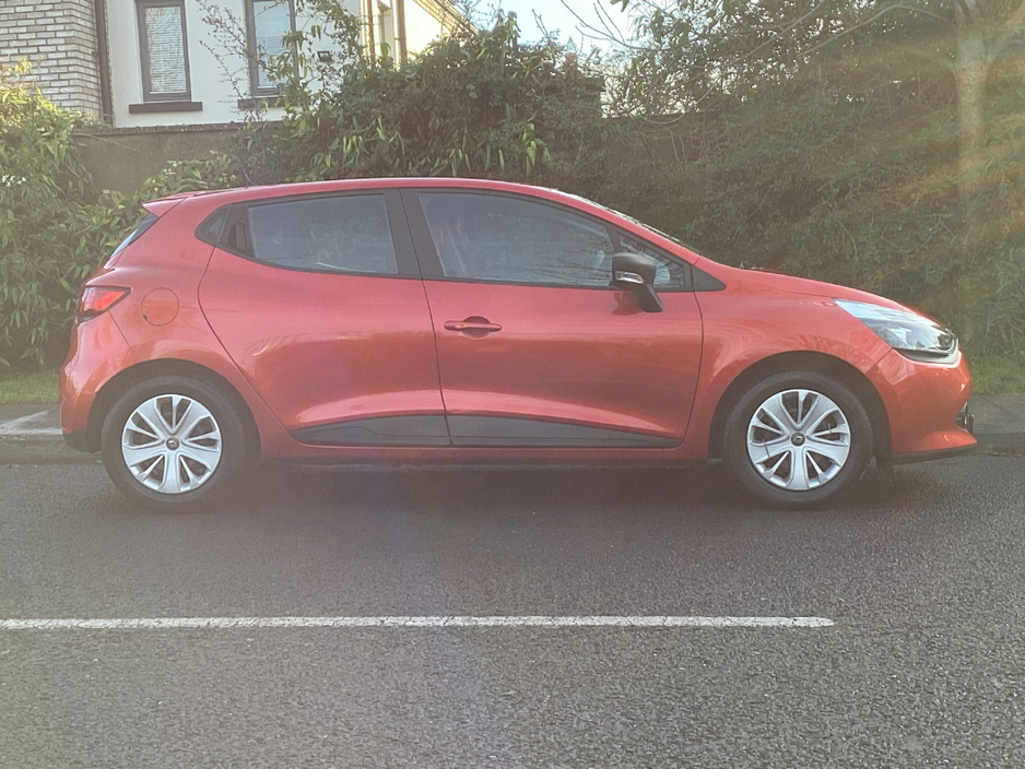 2016 Renault Clio IV Expression 1.2 4DR €8,750