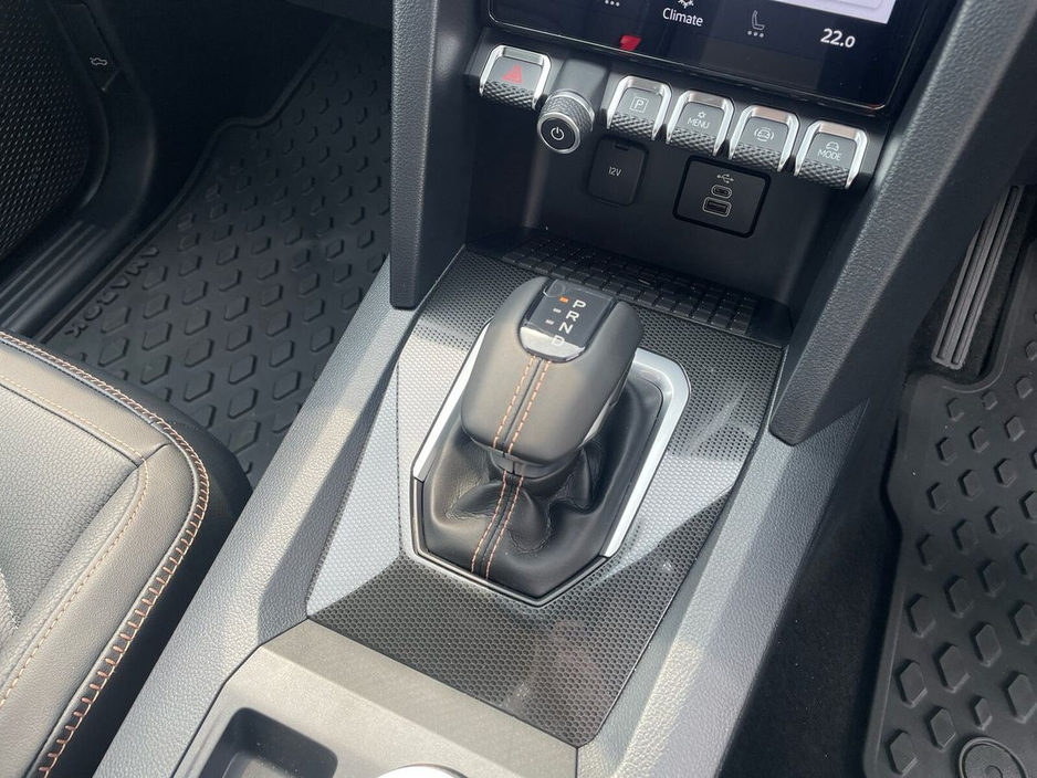 2025 Volkswagen Amarok  €60,810