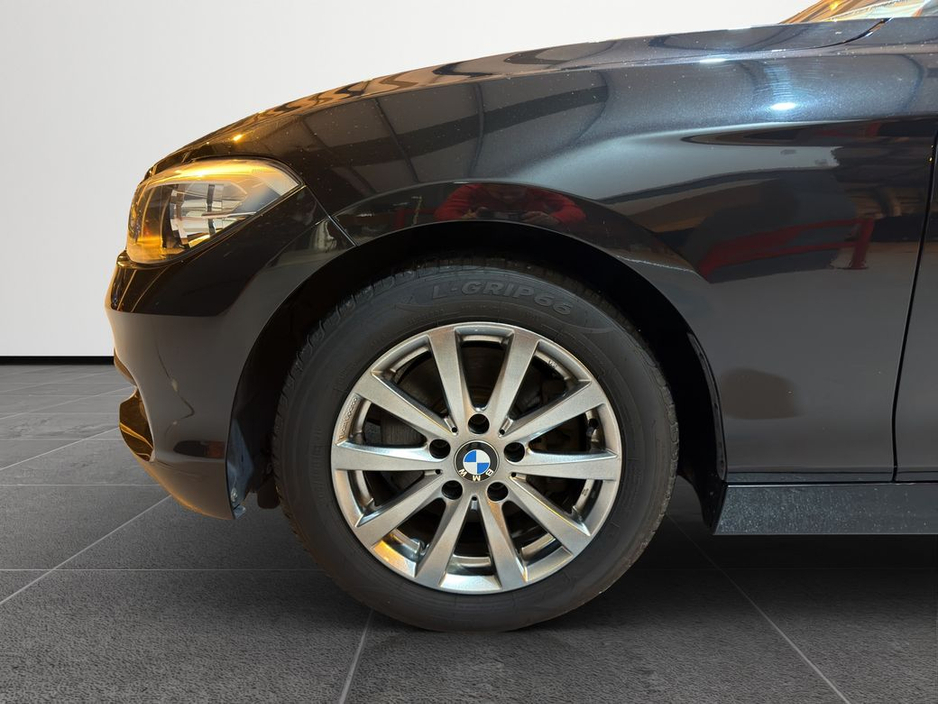 2016 BMW 1 Series “Not an M Sport… but still makes the neighbours jealous.” €14,888