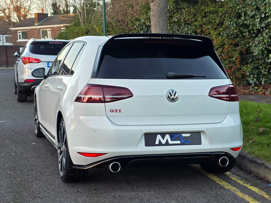 2016 Volkswagen Golf GTI CLUBSPORT 2.0TSI DSG 5DR 265HP €30,995