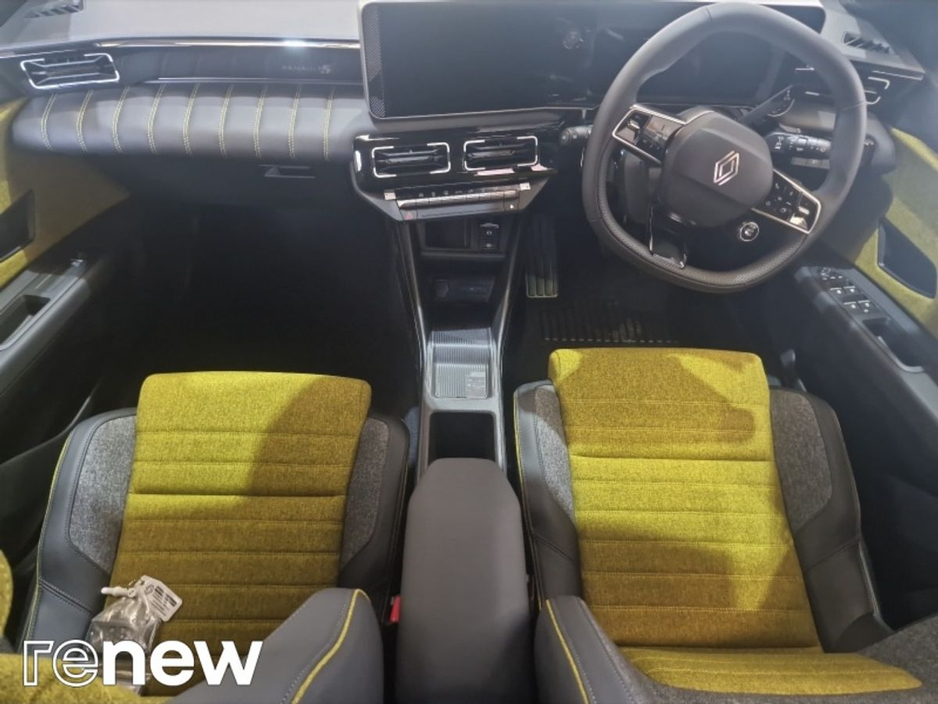 2026 Renault 5 E-Tech Iconic 52 kWh 150hp €35,495