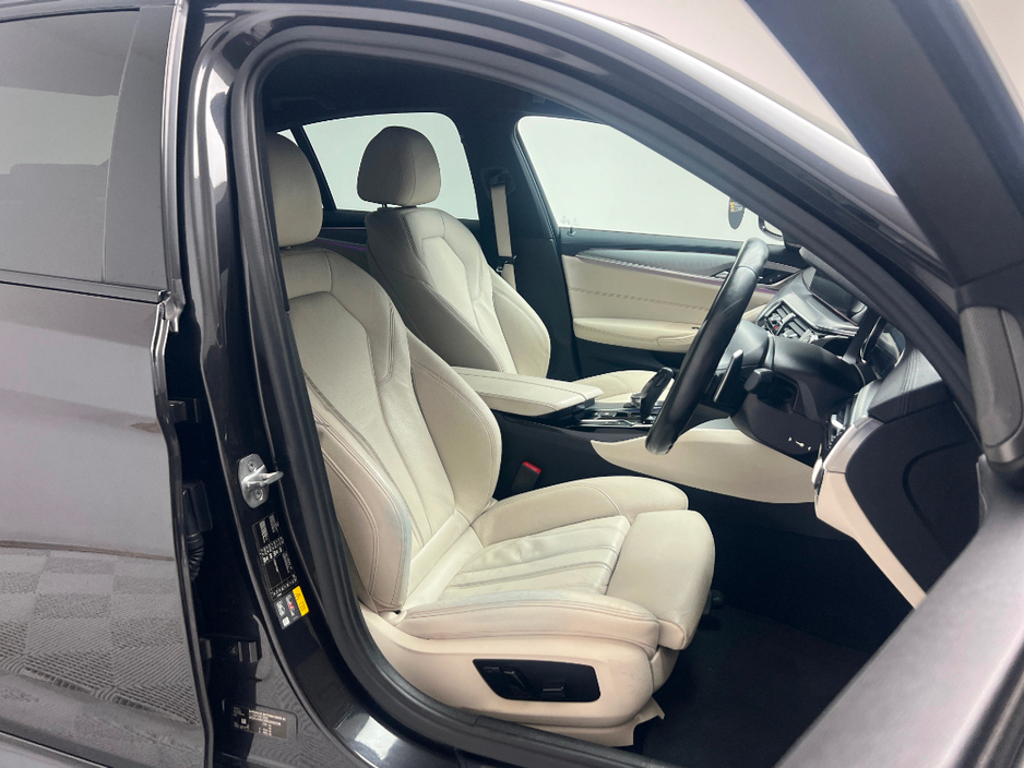2018 BMW 5 Series 530E M SPORT €26,990