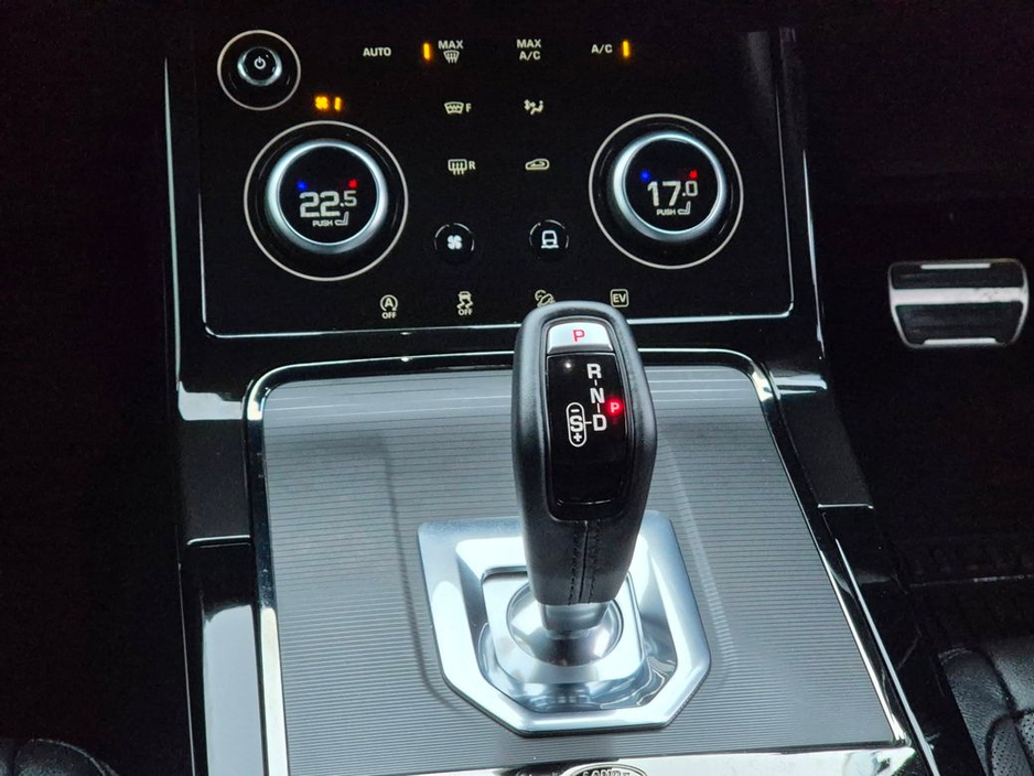 2021 Land Rover Range Rover Evoque R-Dynamic S P300e 1.5 Petrol Plug-In Hybrid Auto, 20'' Alloys, Black Leather Seats - Trade in Price €36, 777. €35,777