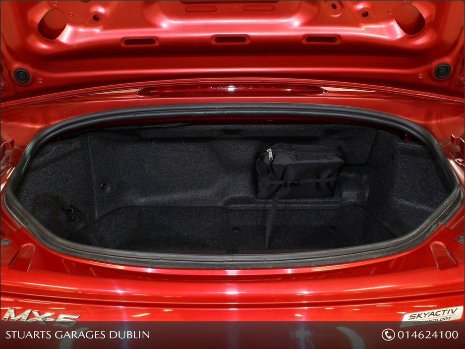 2017 Mazda MX-5 *SOLD DEPOSIT TAKEN*1.5P GT ROADSTER IN SOUL RED CRYSTAL WITH BLACK LEATHER. HEATED SEATS, 17” SMOKED ALLOYS, KEYLESS ENTRY, LANE DEPARTURE WARNING, B