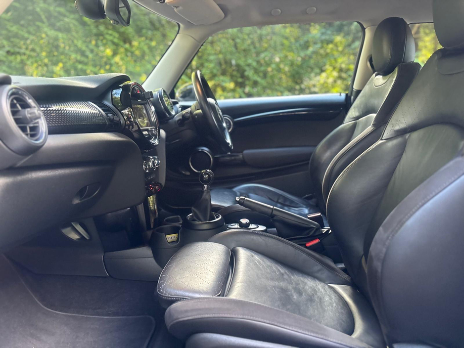 2018 MINI Hatch 2.0 COOPER S €15,950