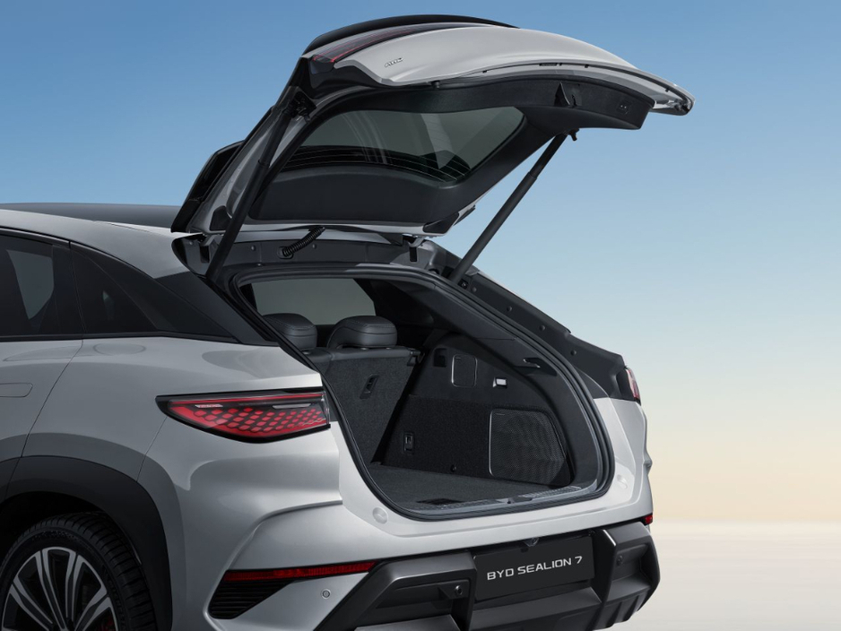 2025 BYD Sealion 7 Comfort 82.5kWh €47,995