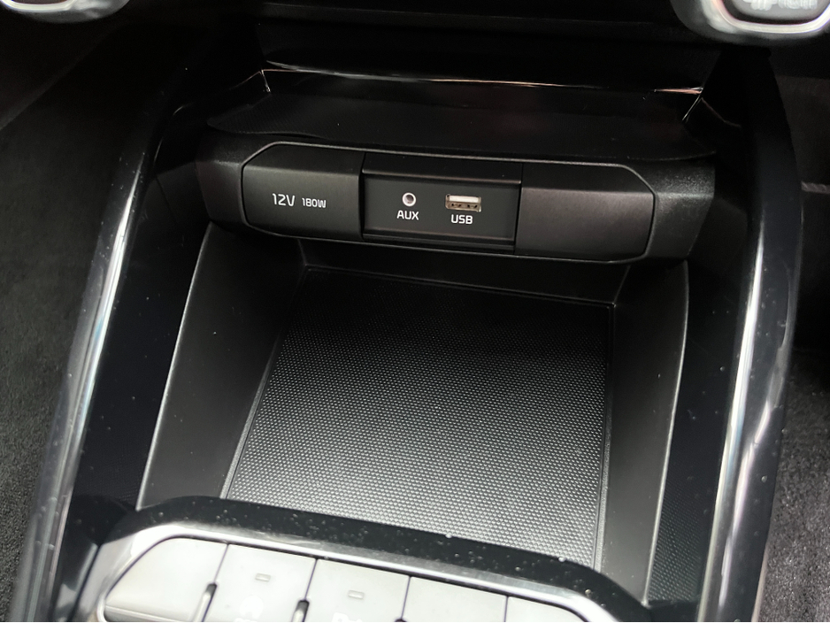 2019 Kia Stonic K3 AUTOMATIC 1.0 PETROL //SAT NAV//REVERSE CAMERA//CARPLAY//KIA SERVICE HISTORY// €17,950