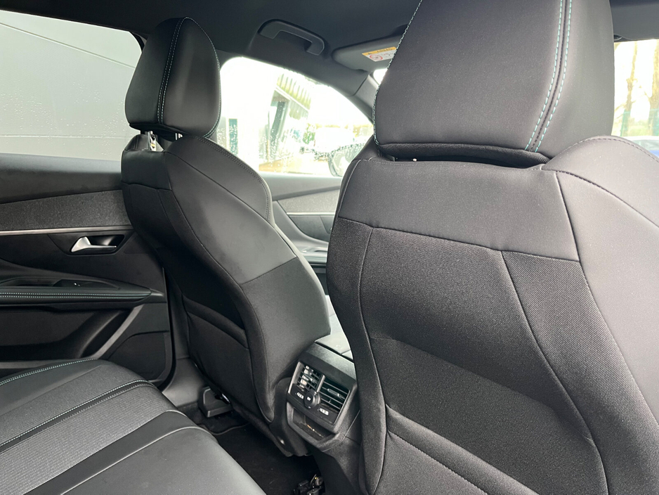 2023 Peugeot 3008 1.5 BlueHDi 130bhp Auto Allure €33,900