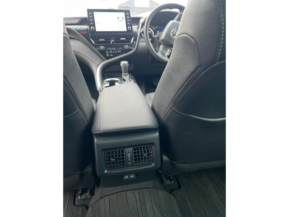 2023 Toyota Camry 2.5 Camry Hybrid Sol €39,500