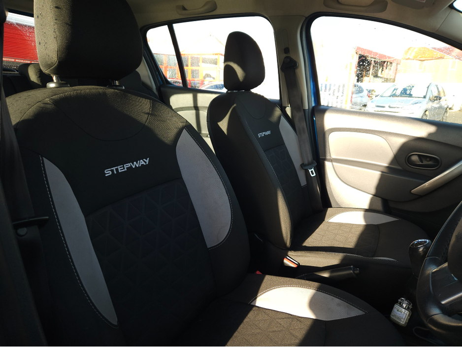 2015 Dacia Sandero STEPWAY SIGNATURE 1.5 DCI 90 4