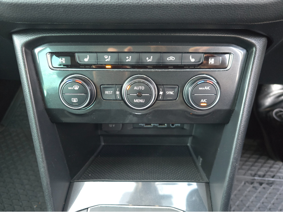 2018 Volkswagen Tiguan HIGH LINE-AUTOMATIC-4 MOTION-LOW MILEGE €23,450